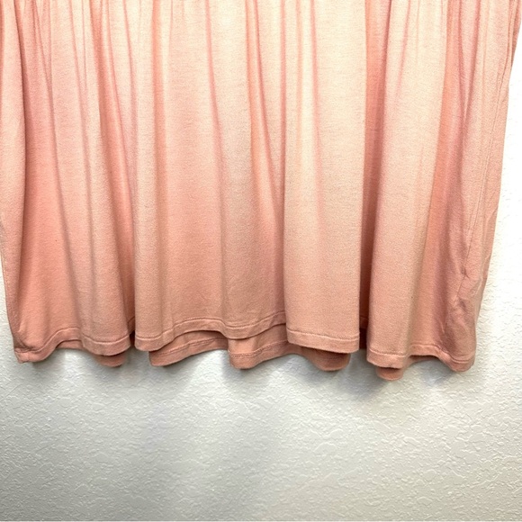 Torrid Women’s Plus Size Super Soft Knit Shirt Tunic Size 1 Peach V Neck - Picture 4 of 8